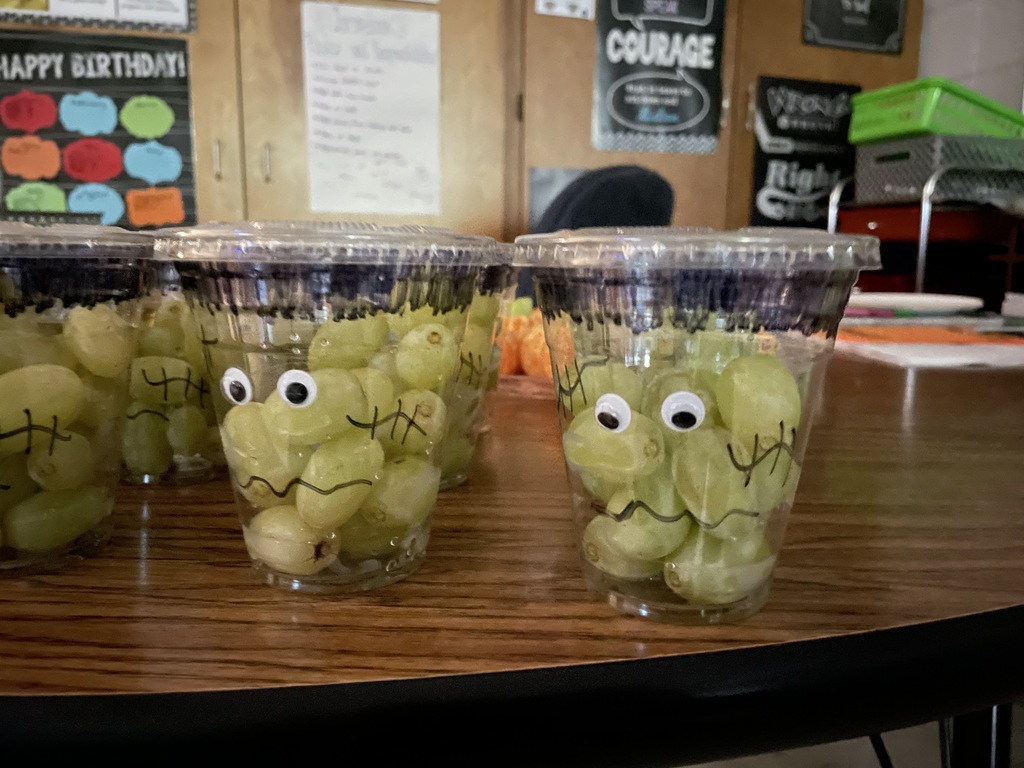 5B - Fall Party Pics