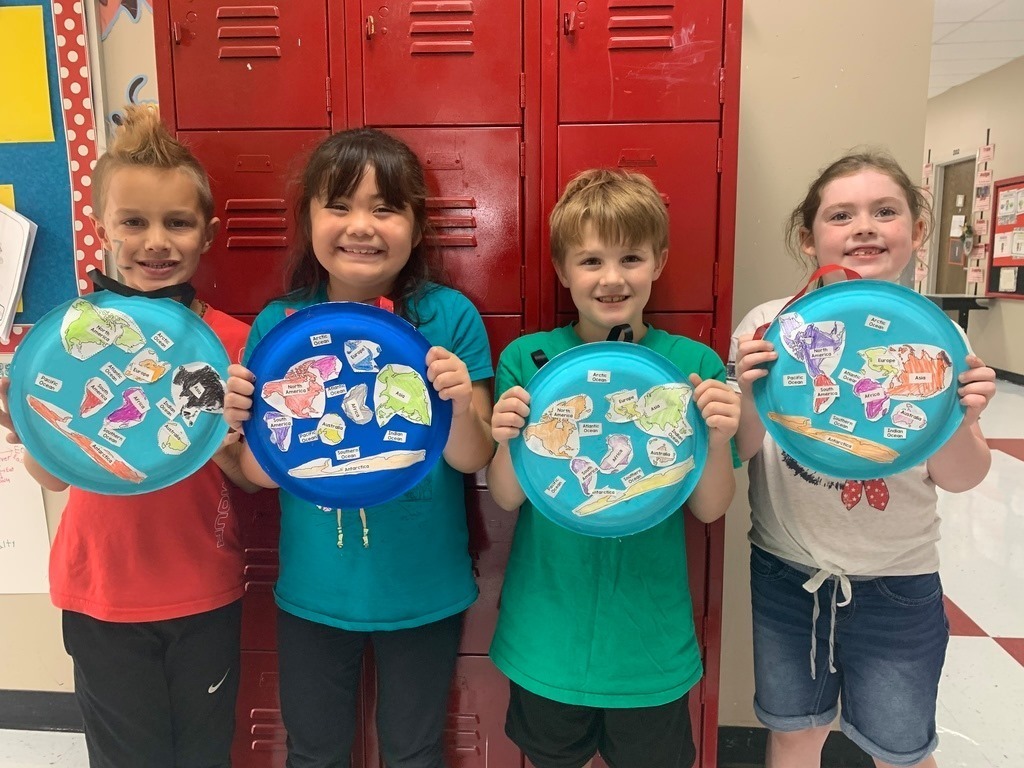 Mrs. Devers' 2nd grade class incorporated project-based learning during a Geography Unit. They memorized the names and locations of all the 🌎🌊Continents and Oceans 🌎🌊 and then they showed off their knowledge by creating their own world map! They are dedicated to setting high goals and reaching them! #CPSZEBRAPRIDE