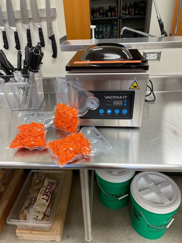 Vacuum Sealer and carrots