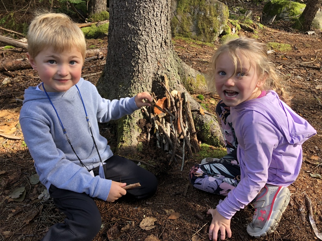 Making roly-poly houses
