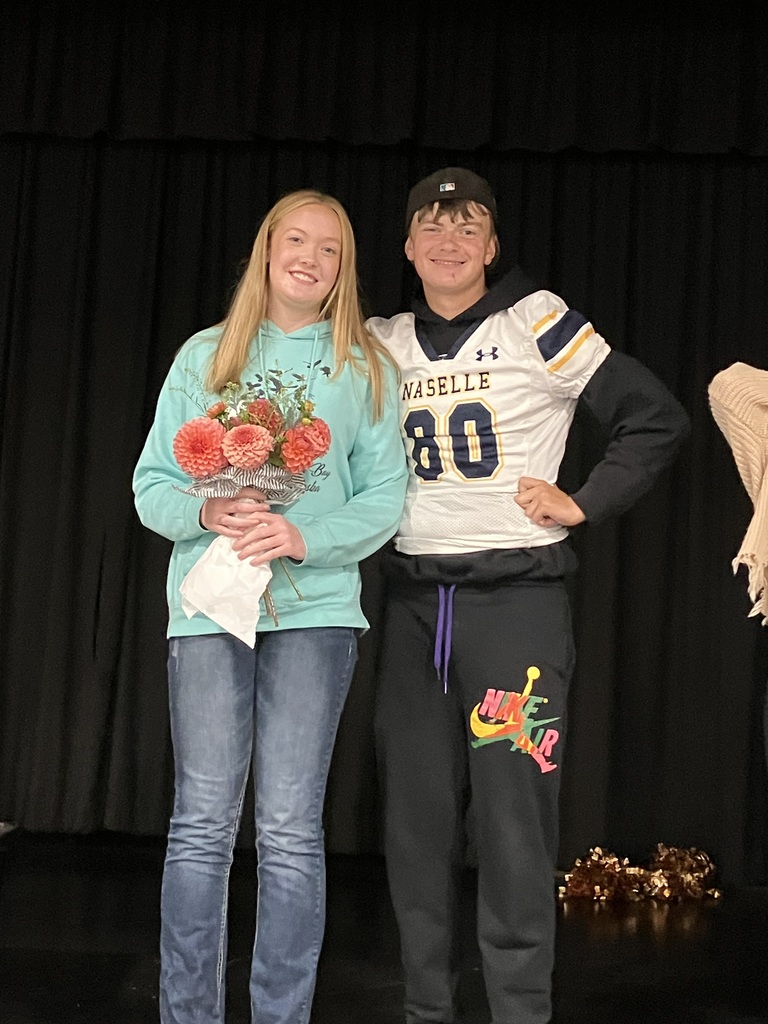 More pictures of the unveiling of next week's homecoming court. Congratulations!