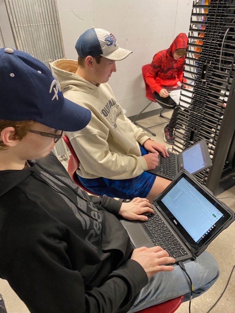 students on computers 