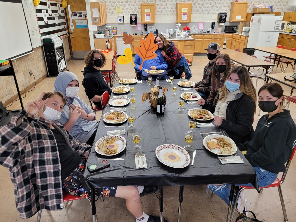 High school Family and Consumer Sciences Friendsgiving!