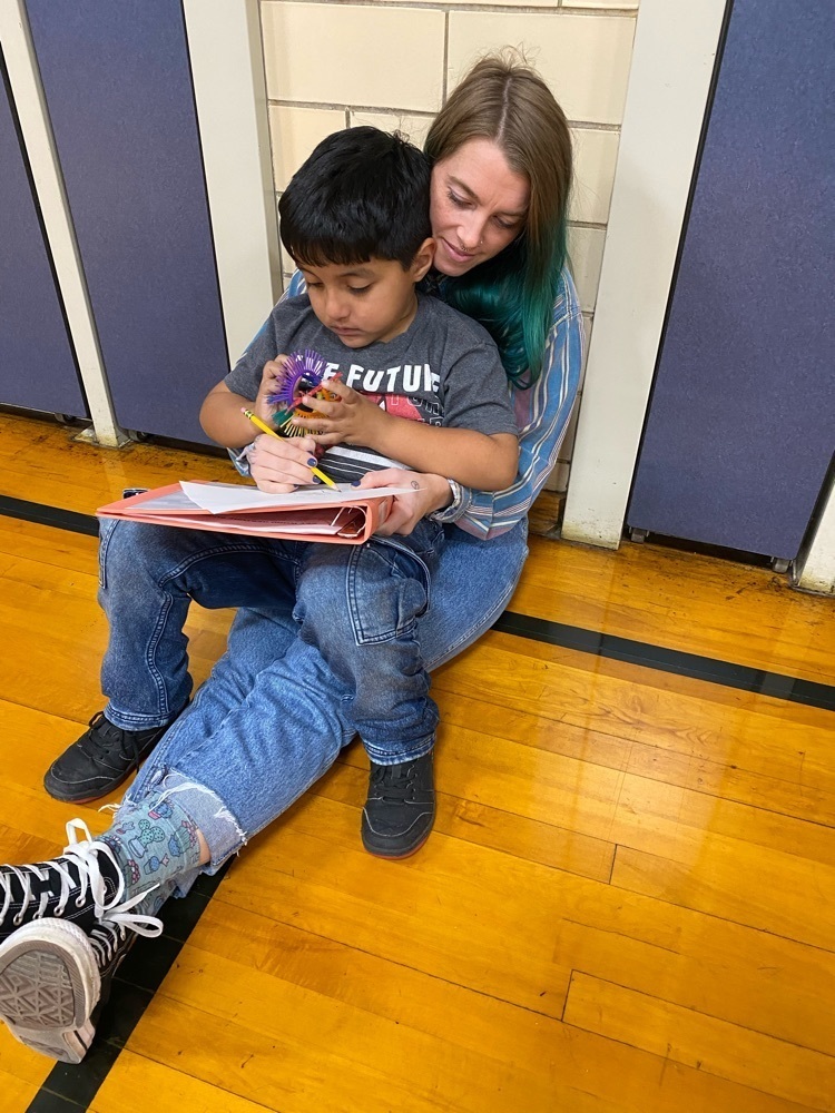 kids drawing with Ebbeler