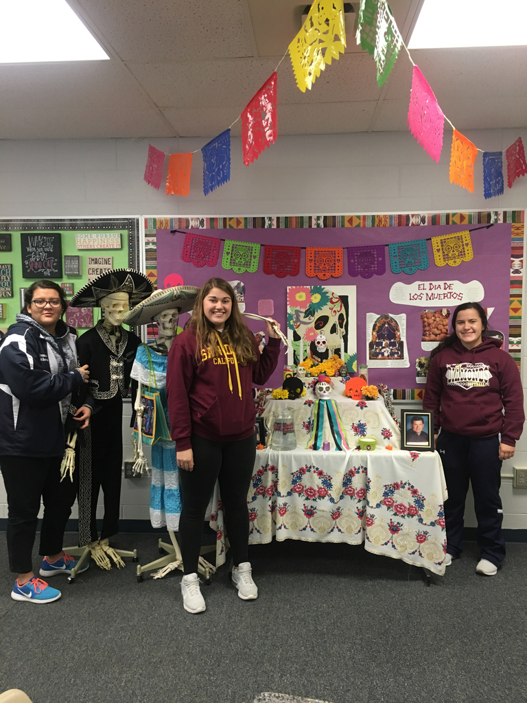 Esma, Bailey and Ragan display their beautiful altar.