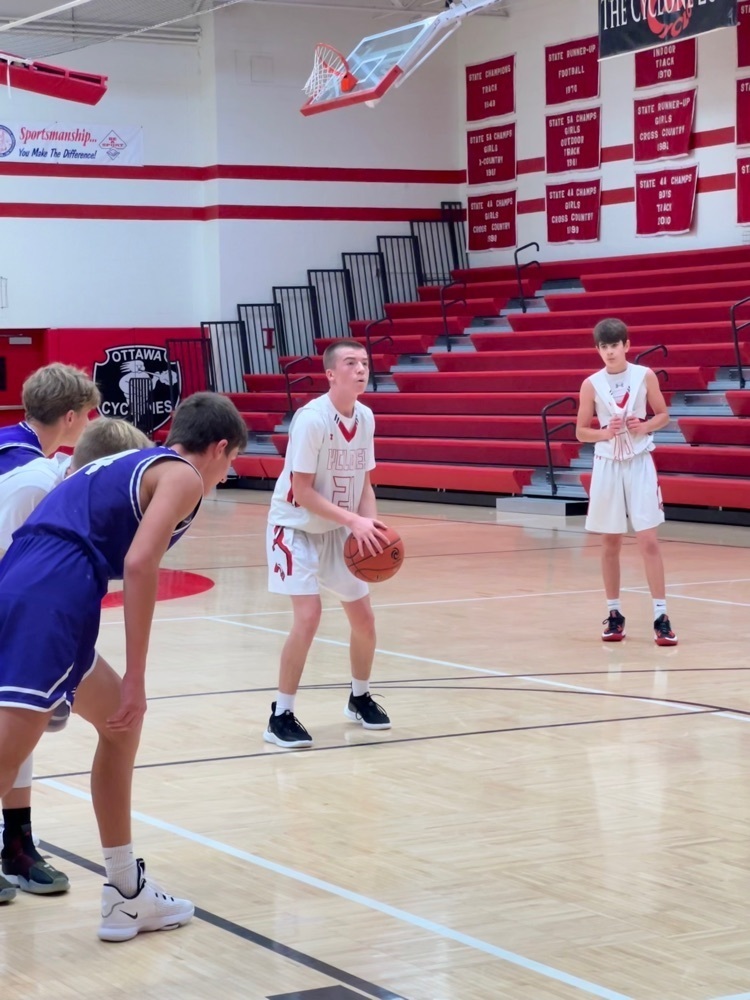 boys playing basketball 