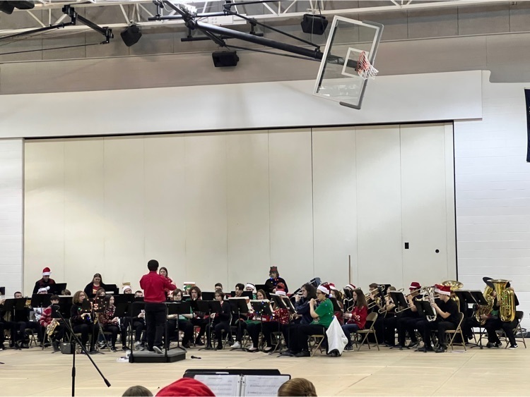 students playing in a band 