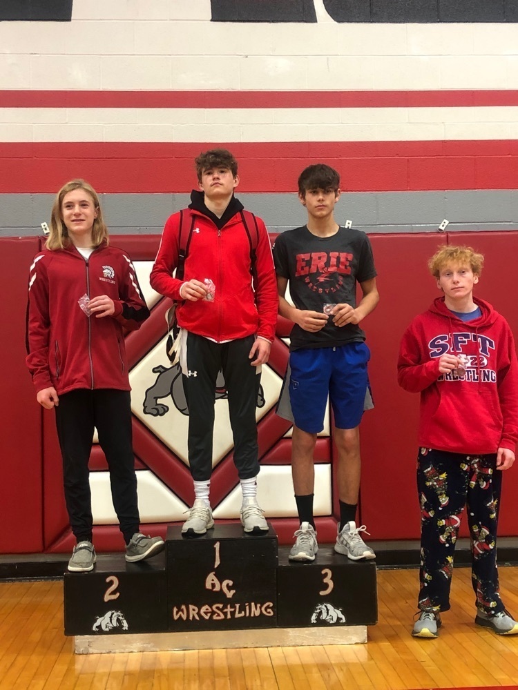podium pose
