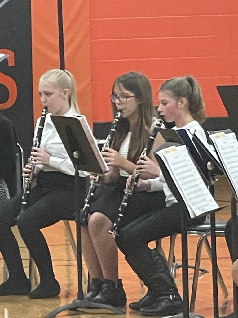 BES 5th and 6th grade students show off their musical talents!