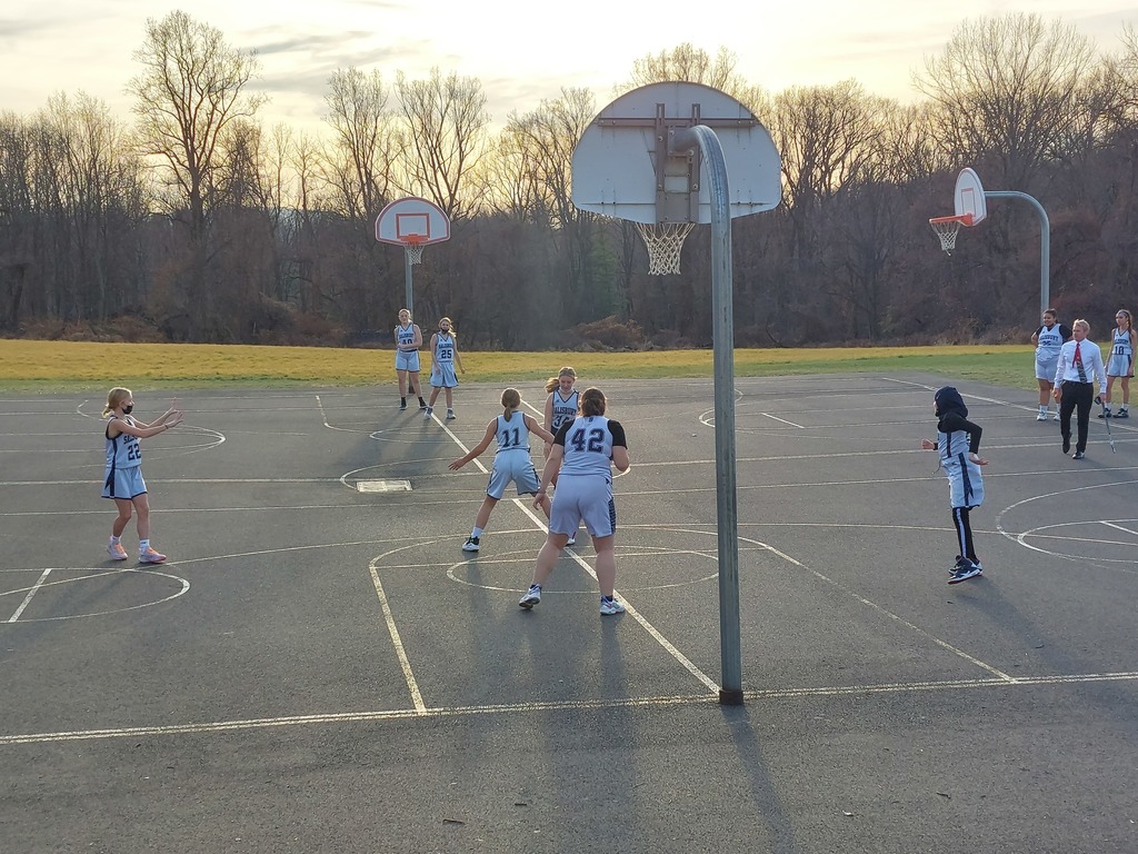 SMS Girls Basketball