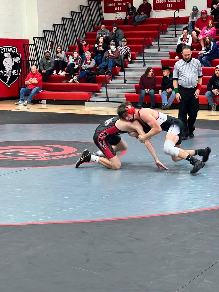 boys wrestling 