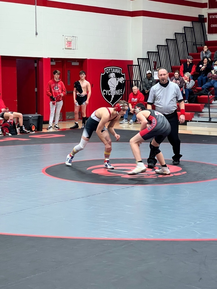 boys wrestling 