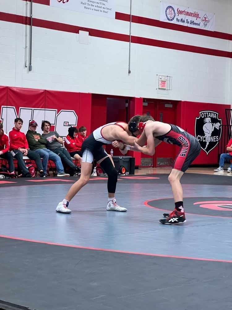boys wrestling 