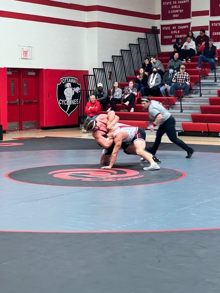boys wrestling 