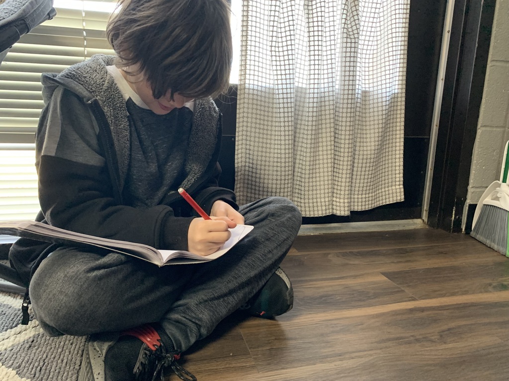 Do you remember having a journal as an elementary student? 5th grade students take time to write in their journals every day - sometimes with a prompt and sometimes free writing, getting to put to paper whatever is on their mind. Writing is such an important, foundational skill for elementary students, as it becomes more complex and inherent in schooling as students grow and mature. #CPSZEBRAPRIDE