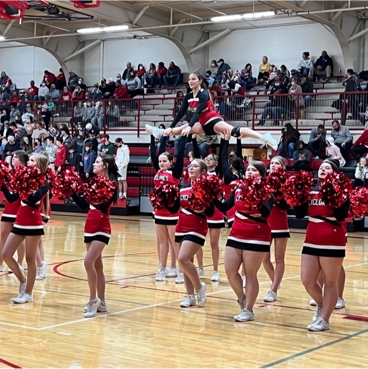 girls cheering 