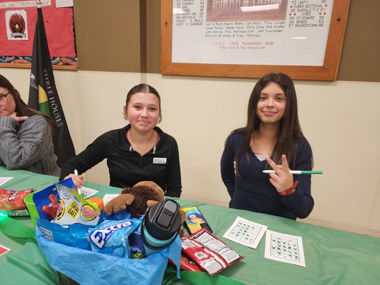 families playing bingo