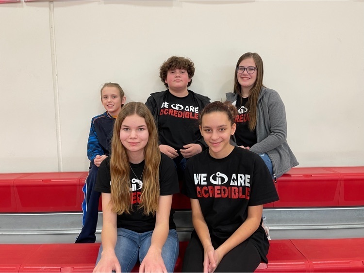 Junior High student managers Israel Baier, Tiegan Bowers, Macey Moore, Jacey Hassler, and Aspen Greve. (not pictured Mariska Makelin)