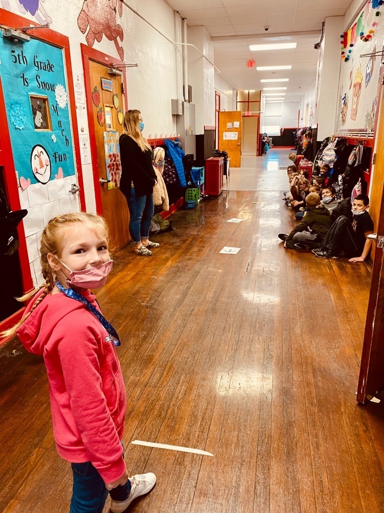 Mrs.Mapps class gets ready to “outrun” a dinosaur. 