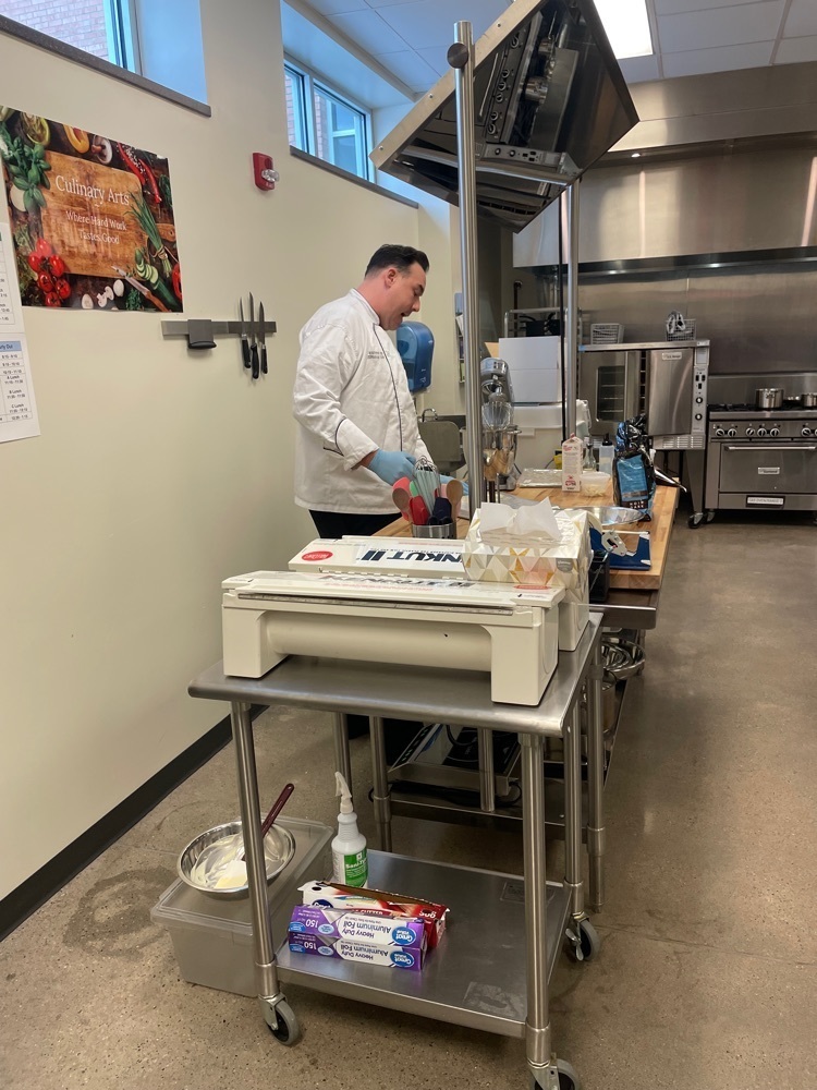 Chef Zeph Leaton
