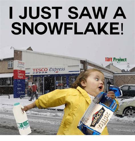 I saw a snow flake