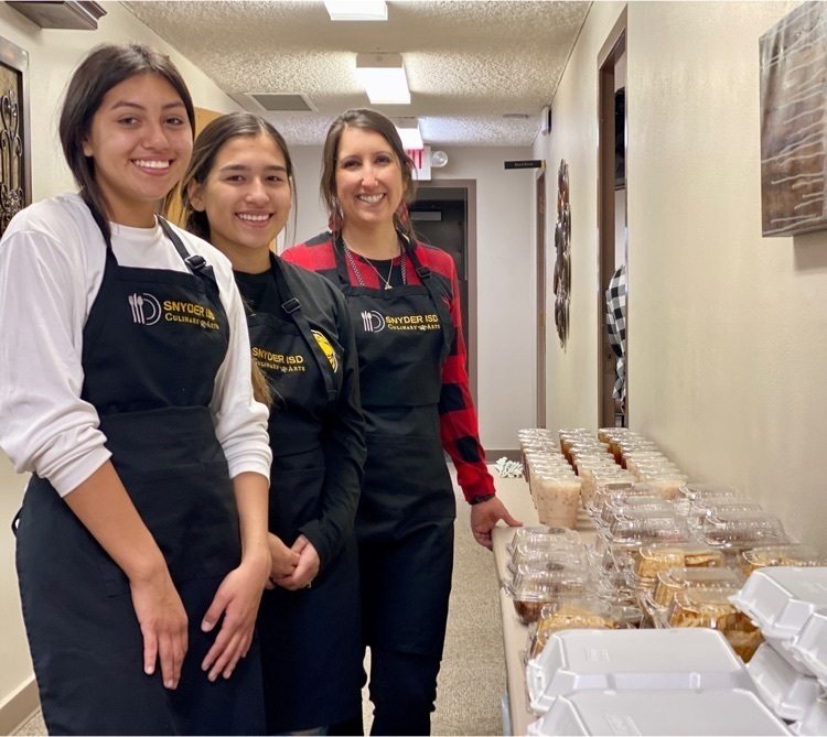 students catering meal