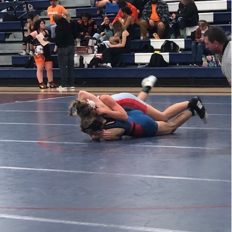 girls wrestling