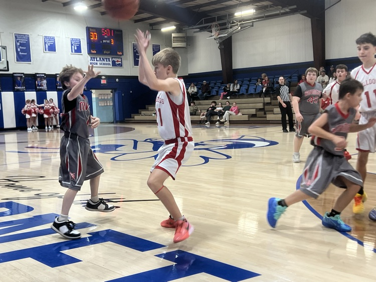 Bulldogs block the ball