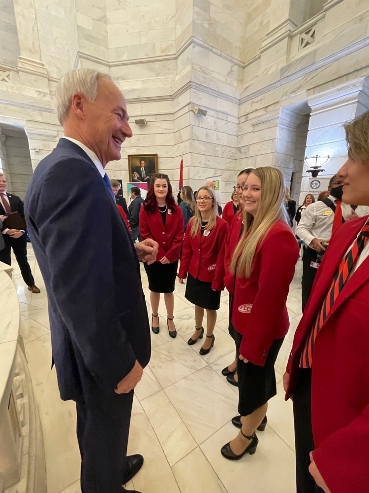 Gov Asa Hutchinson and Kenzie Daniels