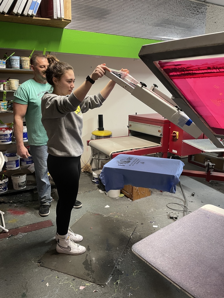 Maddy Johnson at Advanta Print screen printing