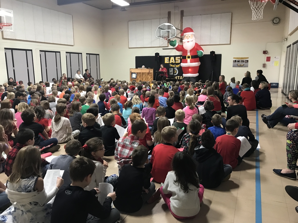 Getting in the holiday spirit @ MP East Elementary Christmas Carol Sing-a-Long! ❤️🎄🎅🏻#mphawks