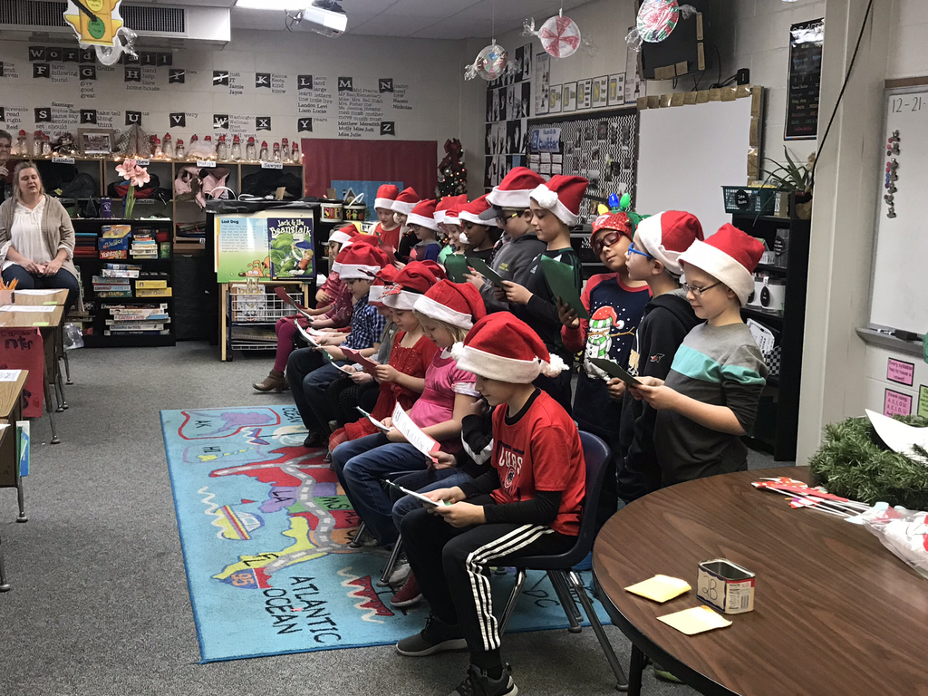 What a successful final performance of “Bob, the Goofy Reindeer” play @ MP East Elementary in Mrs. Bell’s 2nd Grade Classroom! ❤️🎄🎅🏻#mphawks