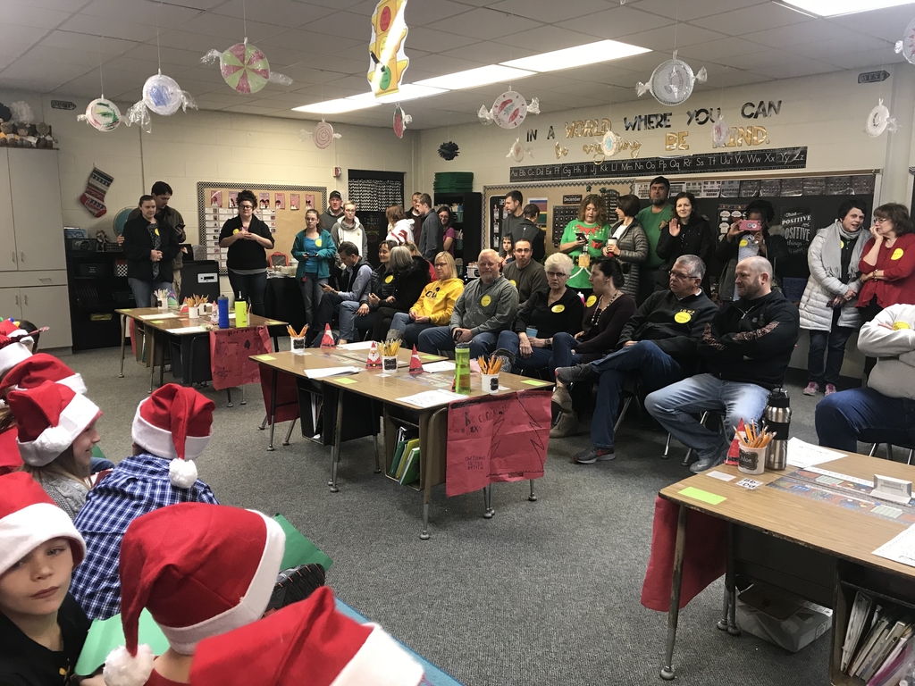 What a successful final performance of “Bob, the Goofy Reindeer” play @ MP East Elementary in Mrs. Bell’s 2nd Grade Classroom! ❤️🎄🎅🏻#mphawks
