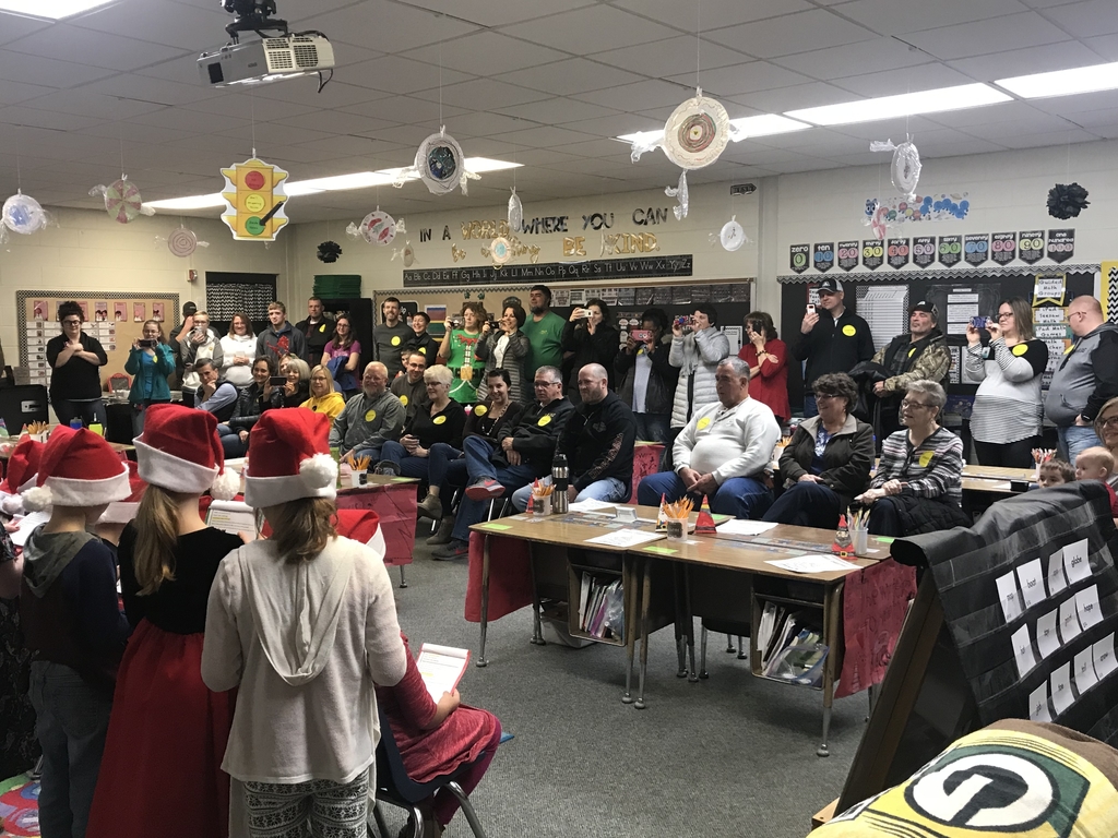 What a successful final performance of “Bob, the Goofy Reindeer” play @ MP East Elementary in Mrs. Bell’s 2nd Grade Classroom! ❤️🎄🎅🏻#mphawks