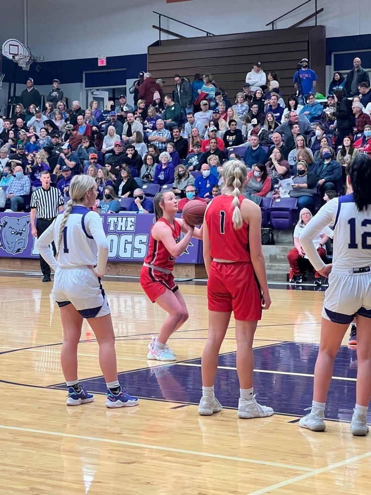 girls playing basketball 