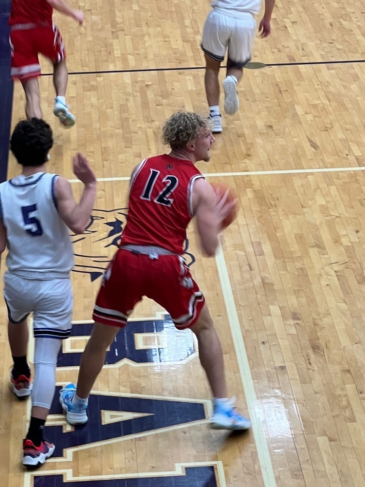 boys playing basketball 