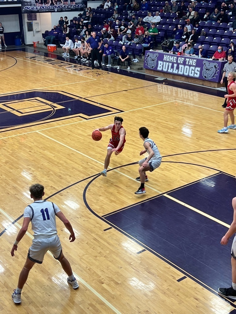 boys playing basketball 