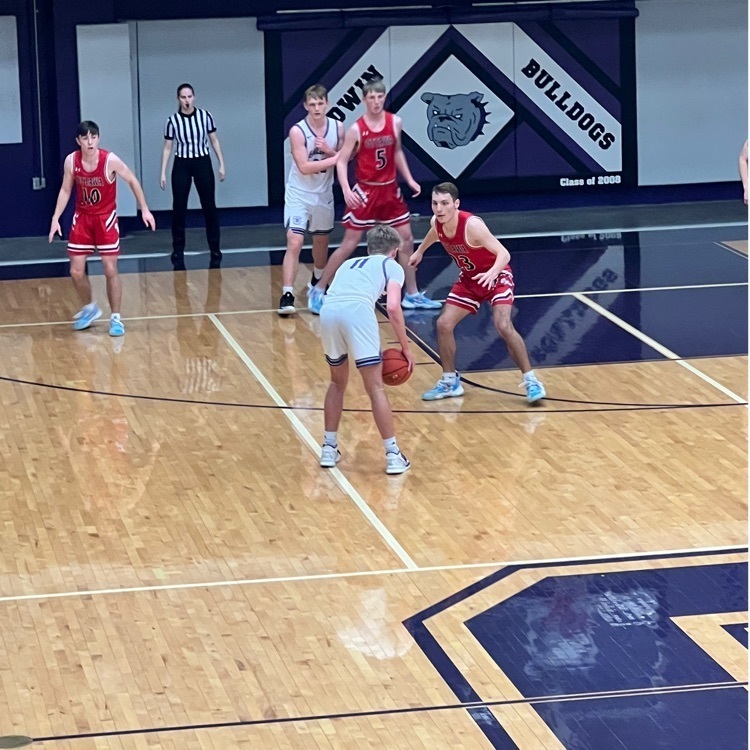 boys playing basketball 