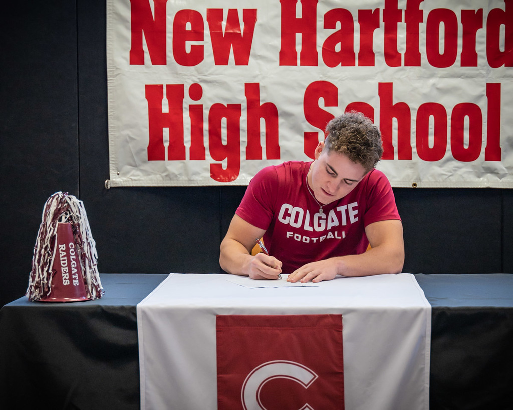 Way D1 Signing