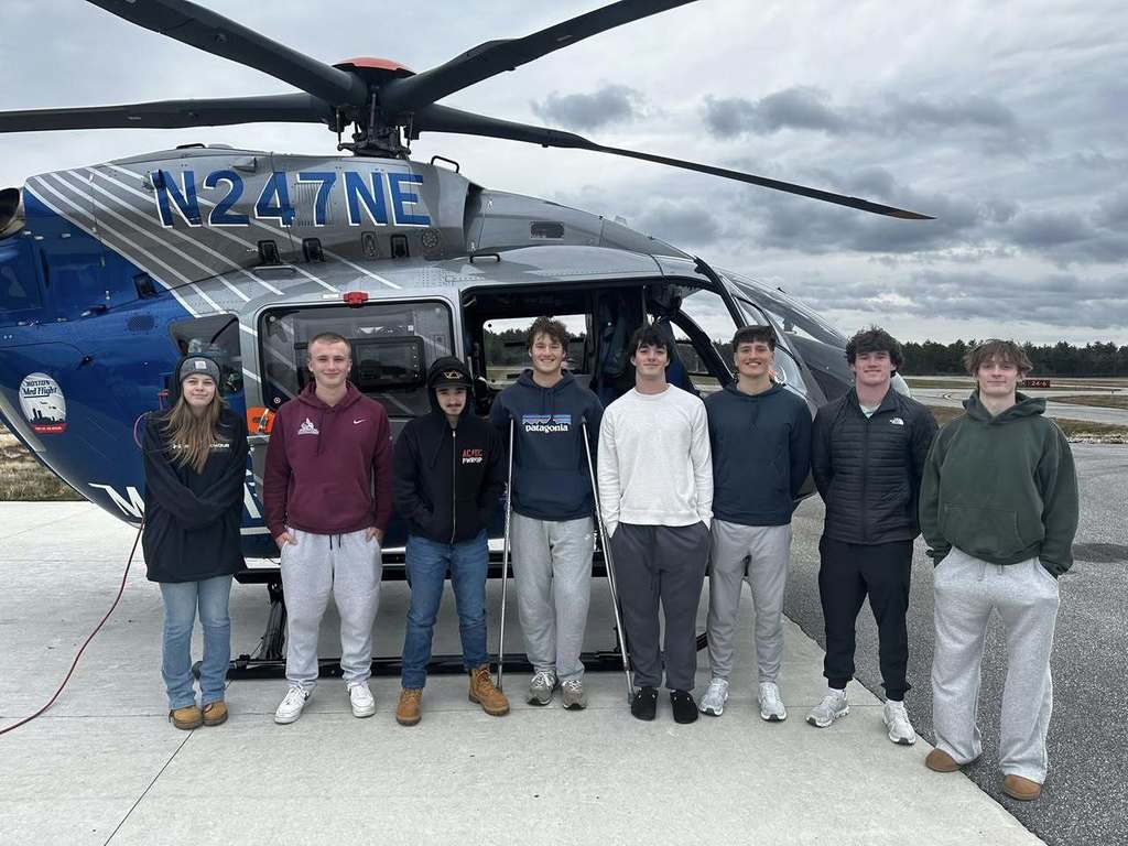 Carver EMS and Fire HS Interns at Boston Med Flight Carver Fire Department Thank you to Boston MedFlight for hosting!