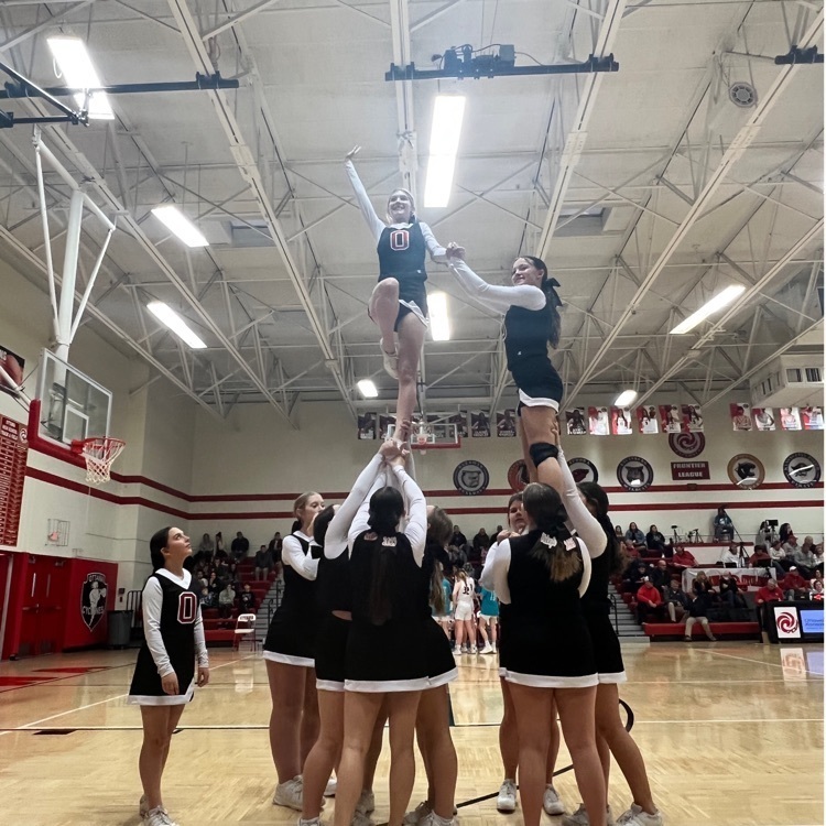 girls cheering