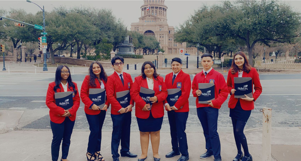 A few more pics from the Falcon SkillsUSA team's Legislation Day trip!  More info: https://www.royal-isd.net/article/668371