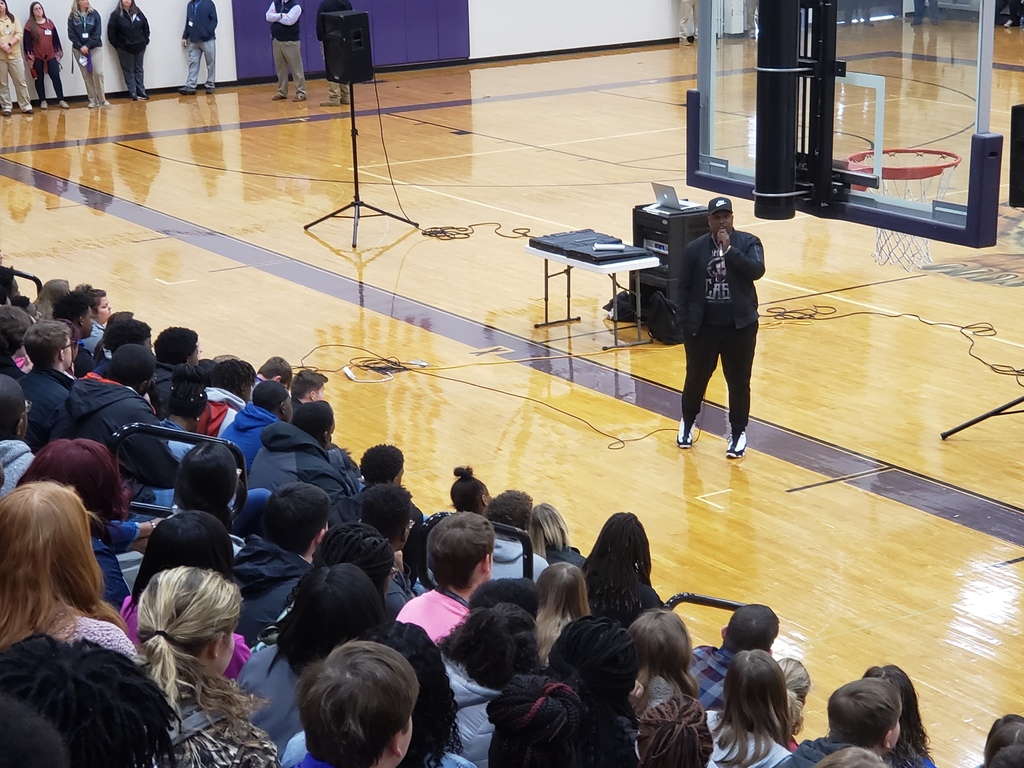 Mychal Hunt talking to RHS students about being a better you.