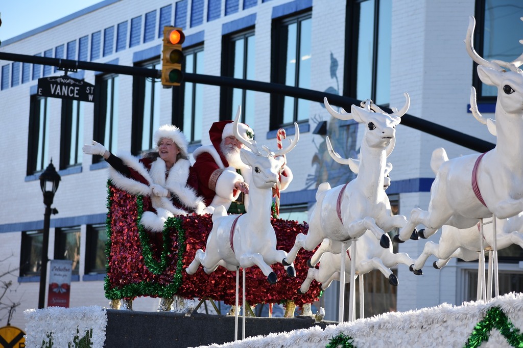 Santa and Mama Claus