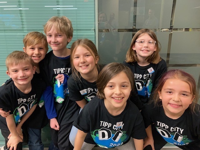 Third grade students who competed at DI