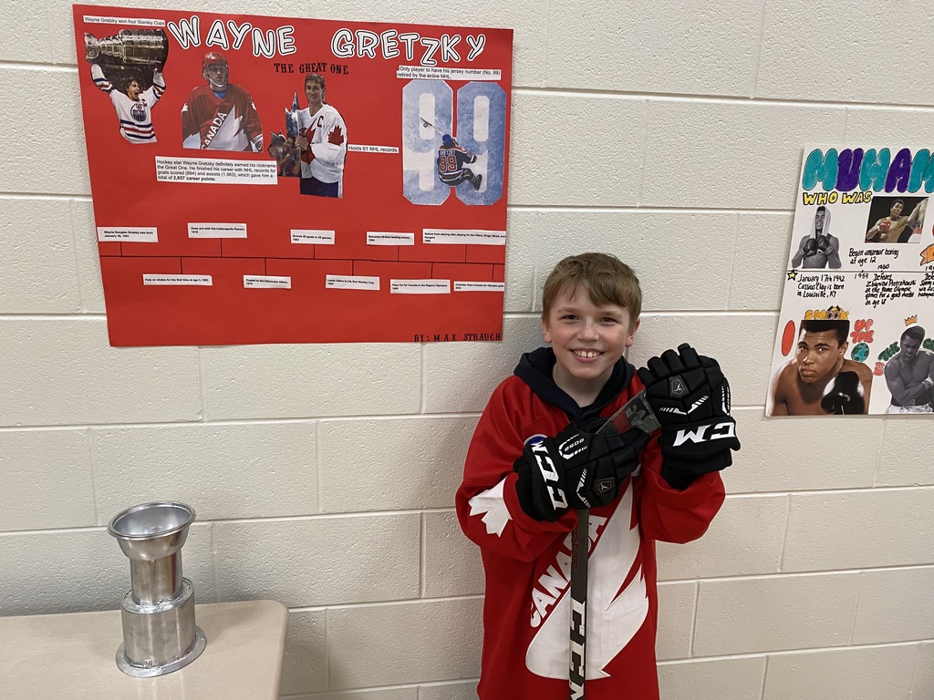 boy dressed up as wayne gretzky