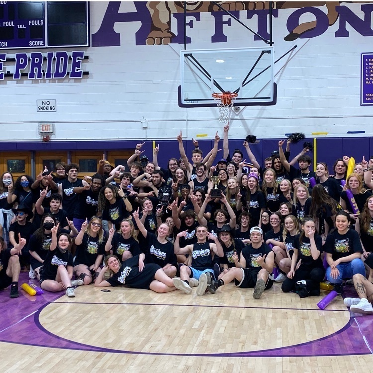 seniors win Sports night