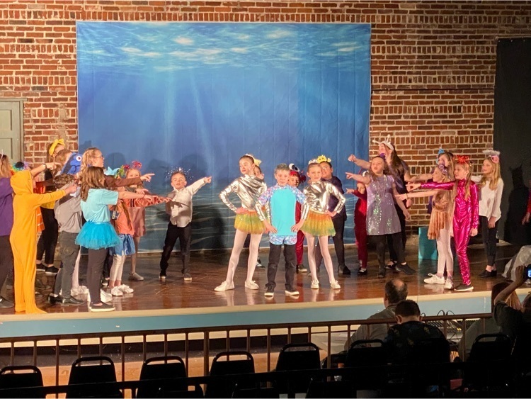 Highland Elementary’s Rainbow Fish musical.