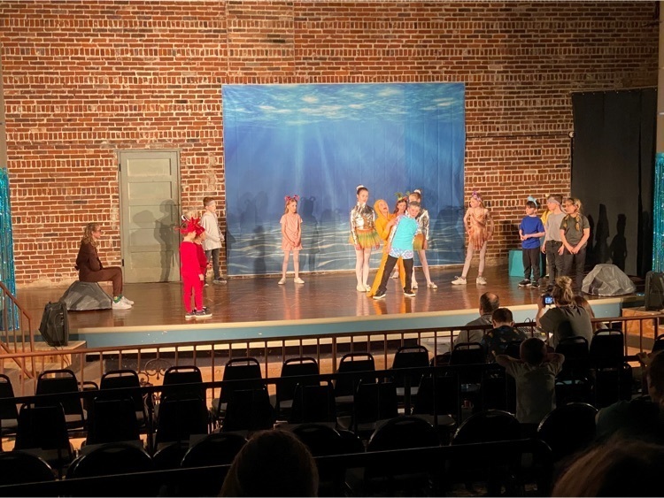 Highland Elementary’s Rainbow Fish musical. 