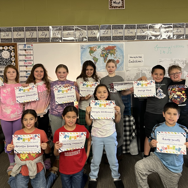 4th grade MAP award students 